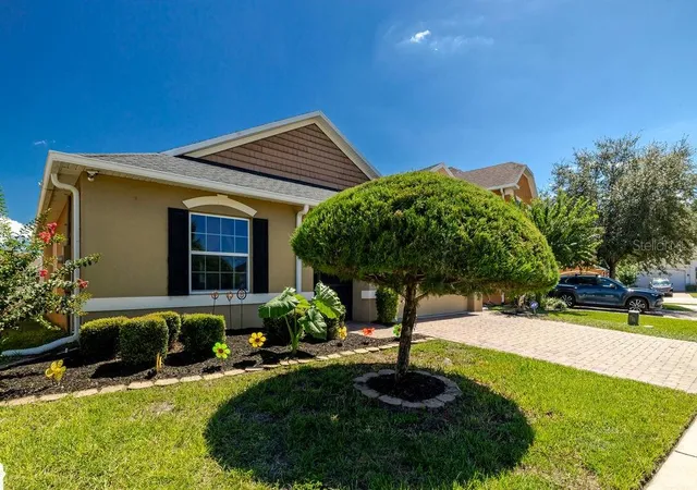 Photo 2 of Single family home for sale at 252 Sherri Lee Ln, Deland, FL 32720 | MLS# V4951679 | Listing updated on 2026-10-07