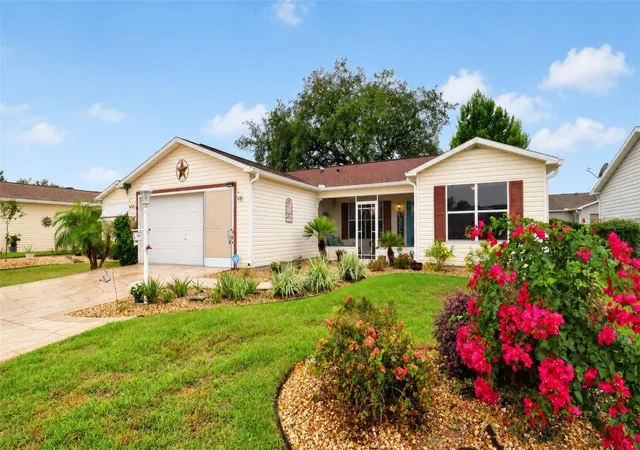 Photo 2 of Single family home for sale at 2795 Privada Dr, The Villages, FL 32162 | MLS# G5118717 | Listing updated on 2026-10-10