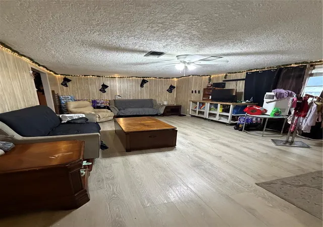 Photo 2 of Single family home for sale at 316 E Whidden St, Arcadia, FL 34266 | MLS# A4708695 | Listing updated on 2026-10-08