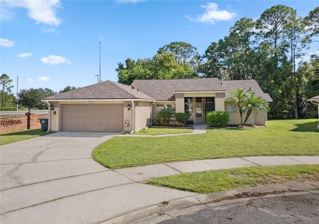 Photo 1 of Single family home for sale at 1017 Eagens Crk Ct, Oviedo, FL 32765 | MLS# O6447733 | Listing updated on 2026-10-29
