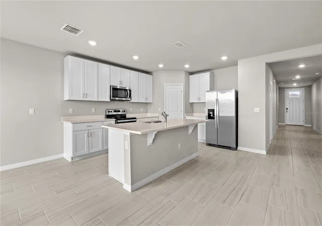 Photo 3 of Single family home for sale at 13911 Richland Gulf Cir, Parrish, FL 34219 | MLS# A4708699 | Listing updated on 2026-10-08