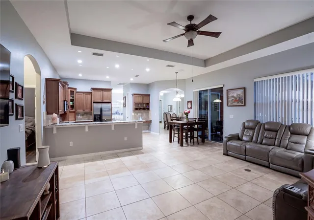 Photo 4 of Single family home for sale at 204 Shady Heather Ln, Groveland, FL 34736 | MLS# O6447743 | Listing updated on 2026-10-09