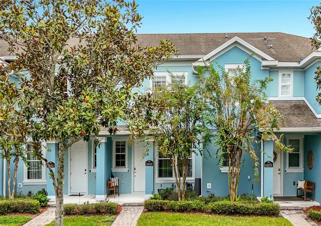 Photo 2 of Townhouse for sale at 14066 Ave Of The Groves, Winter Garden, FL 34787 | MLS# O6447744 | Listing updated on 2026-10-09