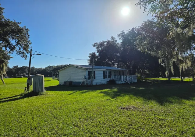 Photo 1 of Single family home for sale at 9581 Mcintosh Rd, DOVER, FL 33527 | MLS# TB8555517 | Listing updated on 2026-10-20