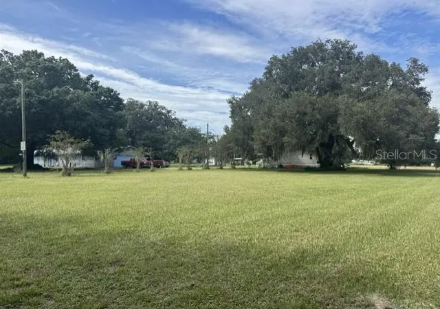 Photo 6 of Single family home for sale at 9581 Mcintosh Rd, DOVER, FL 33527 | MLS# TB8555517 | Listing updated on 2026-10-07