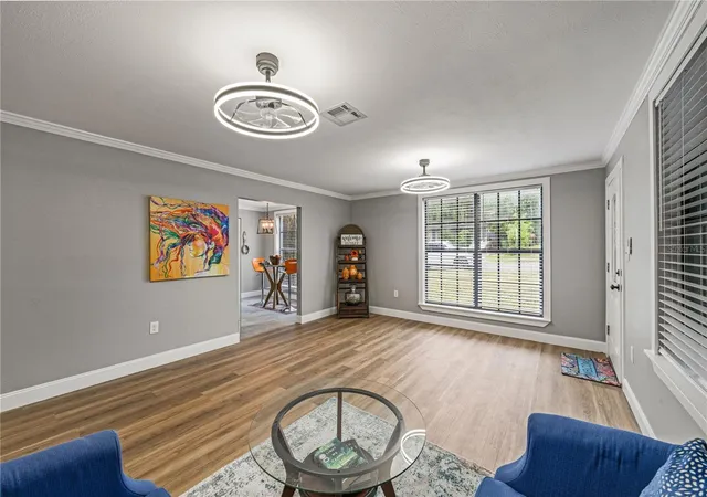 Photo 4 of Single family home for sale at 1518 Crest Ave, Leesburg, FL 34748 | MLS# G5118722 | Listing updated on 2026-10-09