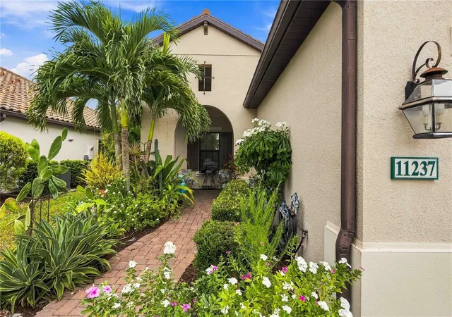 Photo 2 of Single family home for sale at 11237 Mcdermott Ct, Englewood, FL 34223 | MLS# C7531635 | Listing updated on 2026-10-08