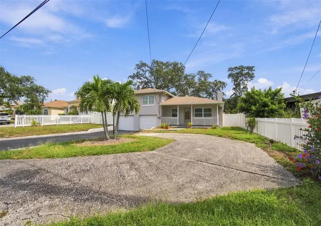 Photo 2 of Single family home for sale at 5441 113th Street, Seminole, FL 33772 | MLS# A4708704 | Listing updated on 2026-10-08