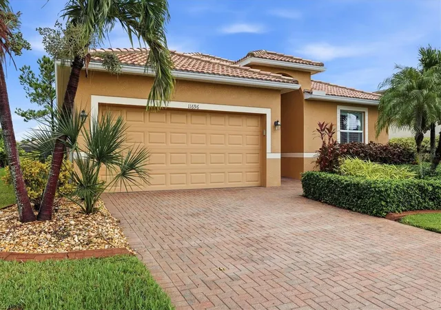 Photo 2 of Single family home for sale at 11696 Spotted Margay Ave, Venice, FL 34292 | MLS# N6146086 | Listing updated on 2026-10-10