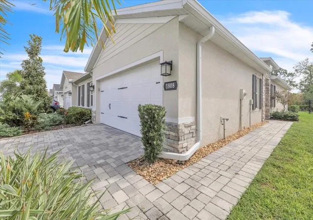 Photo 2 of Single family home for sale at 1808 W Palms Dr, Port Charlotte, FL 33953 | MLS# C7531637 | Listing updated on 2026-10-09