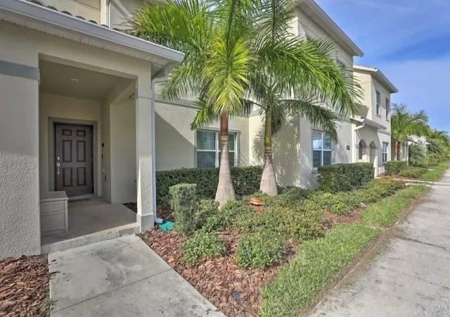 Photo 1 of Townhouse for sale at 5017 Windermere Ave, Kissimmee, FL 34746 | MLS# O6447765 | Listing updated on 2026-10-27