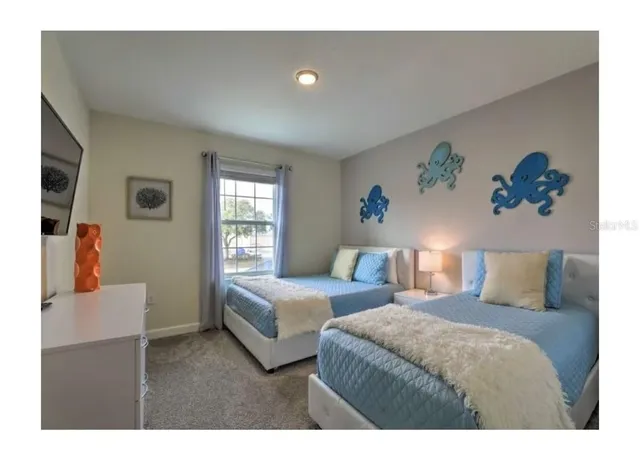 Photo 4 of Townhouse for sale at 5017 Windermere Ave, Kissimmee, FL 34746 | MLS# O6447765 | Listing updated on 2026-10-27