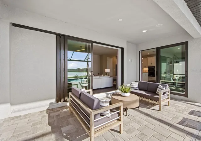 Photo 24 of Single family home for sale at 7413 Summer Ct, SARASOTA, FL 34231 | MLS# TB8555530 | Listing updated on 2026-10-07
