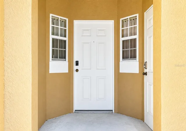 Photo 2 of Townhouse for sale at 8516 Crystal Cvs Loop, Kissimmee, FL 34747 | MLS# O6447766 | Listing updated on 2026-10-09