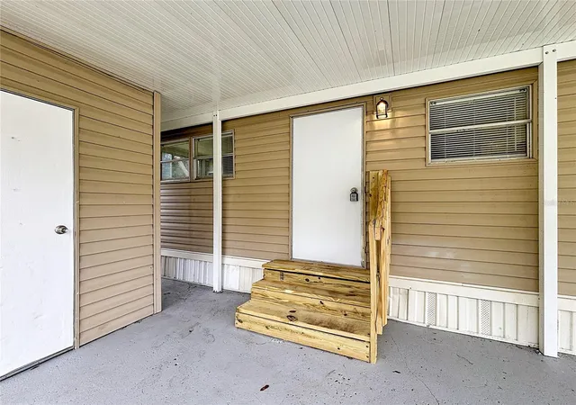 Photo 3 of Manufactured home for sale at 359 1st Avenue N, Lake Wales, FL 33859 | MLS# L4965594 | Listing updated on 2026-10-09