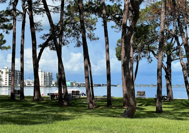 Photo 12 of Condo for sale at 2700 Bayshore Blvd #3111, DUNEDIN, FL 34698 | MLS# O6447779 | Listing updated on 2026-10-07