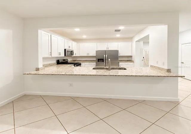 Photo 4 of Townhouse for sale at 15263 Sunny Day Dr, Bradenton, FL 34211 | MLS# A4708719 | Listing updated on 2026-10-07