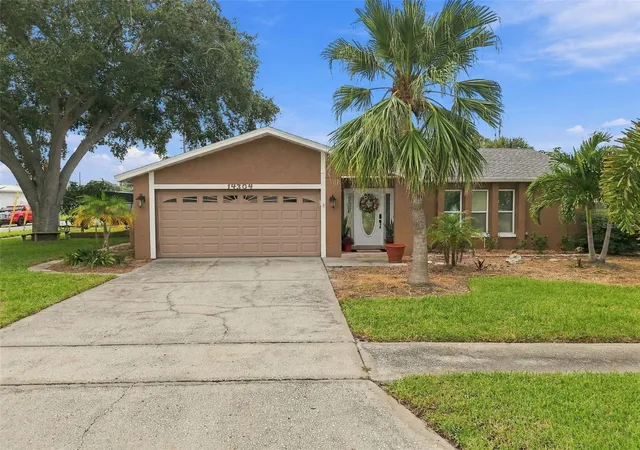 Photo 1 of Single family home for sale at 14304 91st Avenue, Seminole, FL 33776 | MLS# TB8555550 | Listing updated on 2026-10-08