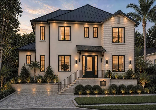 Photo 1 of Mansion for sale at 2925 W Alline Ave, Tampa, FL 33611 | MLS# TB8555552 | Listing updated on 2026-10-08