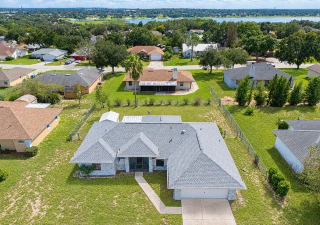 Photo 1 of Single family home for sale at 922 Chelsea Way, Lake Wales, FL 33853 | MLS# L4965596 | Listing updated on 2026-10-13