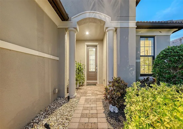 Photo 2 of Single family home for sale at 11010 Sandhill Preserve Dr, Sarasota, FL 34238 | MLS# A4708721 | Listing updated on 2026-10-30