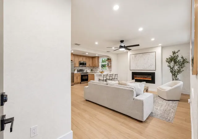 Photo 1 of Single family home for sale at 4750 Emerson Ave S, Saint Petersburg, FL 33711 | MLS# TB8555567 | Listing updated on 2026-10-10