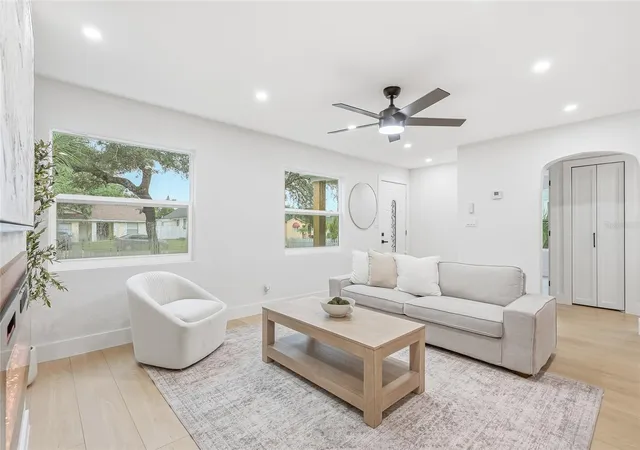 Photo 4 of Single family home for sale at 4750 Emerson Ave S, Saint Petersburg, FL 33711 | MLS# TB8555567 | Listing updated on 2026-10-10