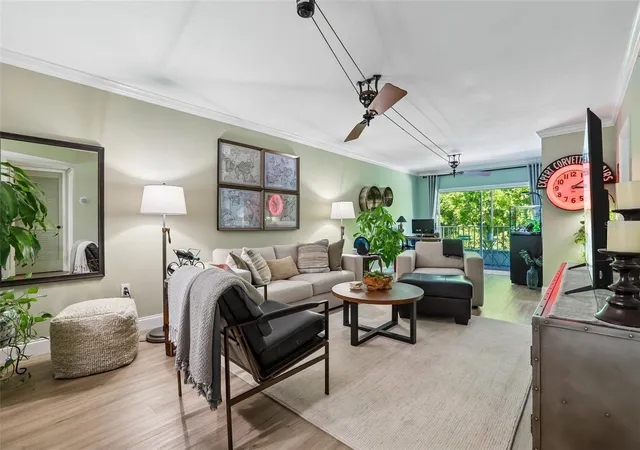 Photo 4 of Condo for sale at 938 Virginia St #204, Dunedin, FL 34698 | MLS# TB8555569 | Listing updated on 2026-10-13