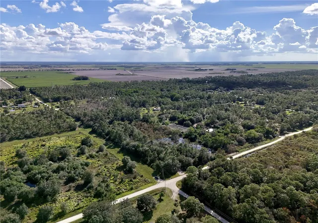 Photo 4 of Land for sale at 240 Tampa Ave, Clewiston, FL 33440 | MLS# O6447795 | Listing updated on 2026-10-07