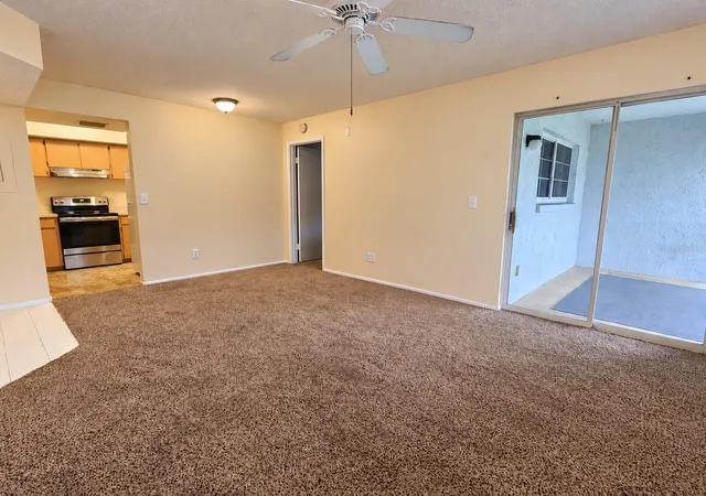 Listing Photo 4 - Condo for sale in building located at 580 Fairways Ln, OCALA, FL 34472 - Unit #G204