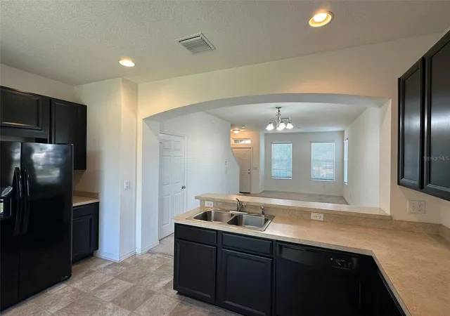 Photo 3 of Townhouse for sale at 7006 Timberside Pl, Riverview, FL 33578 | MLS# A4708732 | Listing updated on 2026-10-07