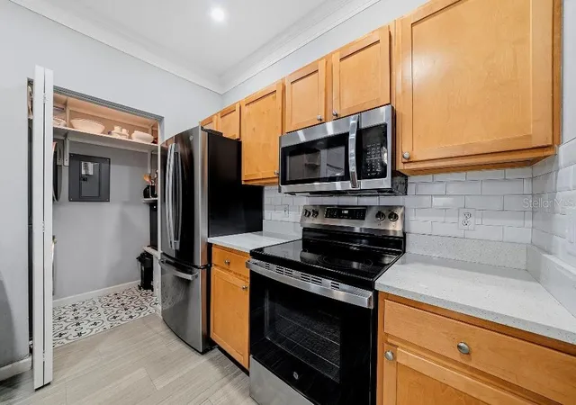 Photo 3 of Condo for sale at 4207 S Dale Mabry Hwy #10108, Tampa, FL 33611 | MLS# TB8555579 | Listing updated on 2026-10-08