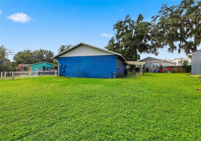 Photo 2 of Single family home for sale at 37235 Hannah Ln, Zephyrhills, FL 33542 | MLS# TB8555588 | Listing updated on 2026-10-19