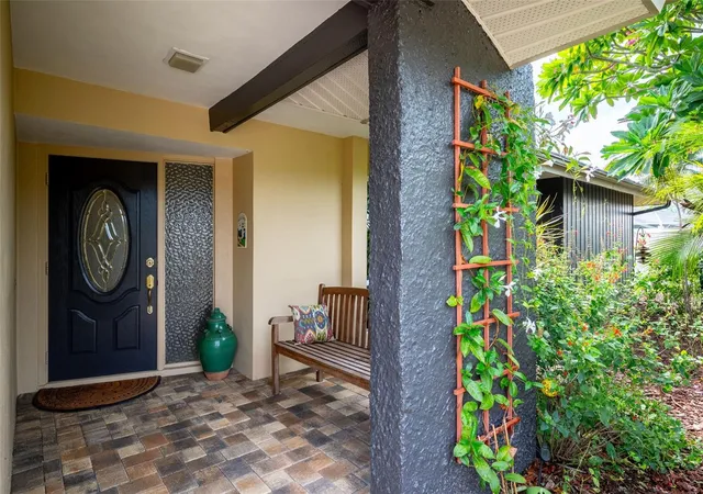 Photo 3 of Single family home for sale at 13906 105th Avenue, Largo, FL 33774 | MLS# TB8555590 | Listing updated on 2026-10-08