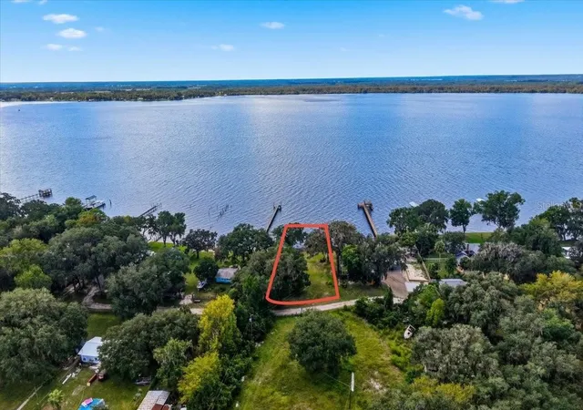 Photo 4 of Land for sale at Riverside Dr, Palatka, FL 32177 | MLS# FC321963 | Listing updated on 2026-10-07