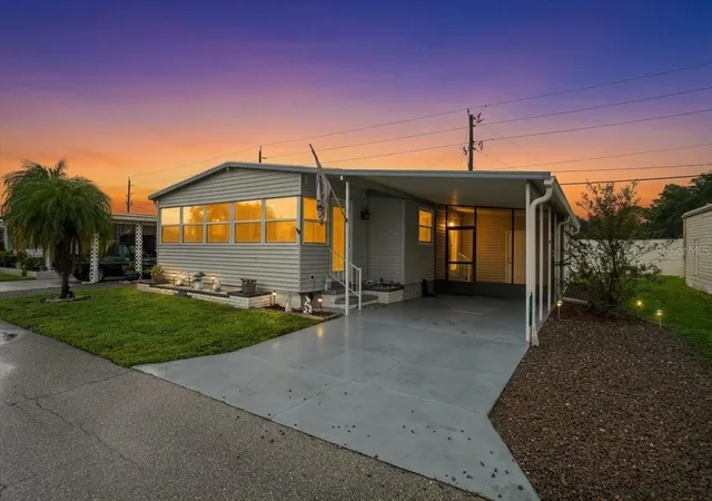 Photo 1 of Manufactured home for sale at 808 53rd Avenue E #283, Bradenton, FL 34203 | MLS# A4708734 | Listing updated on 2026-10-08