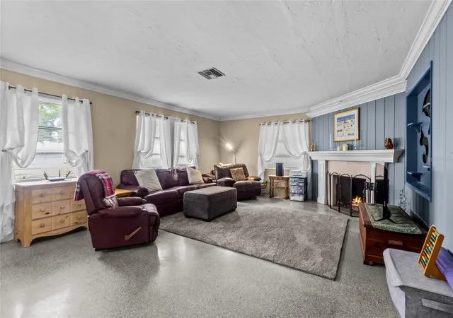 Photo 3 of Single family home for sale at 508 Valencia Rd, Venice, FL 34285 | MLS# A4708737 | Listing updated on 2026-10-22