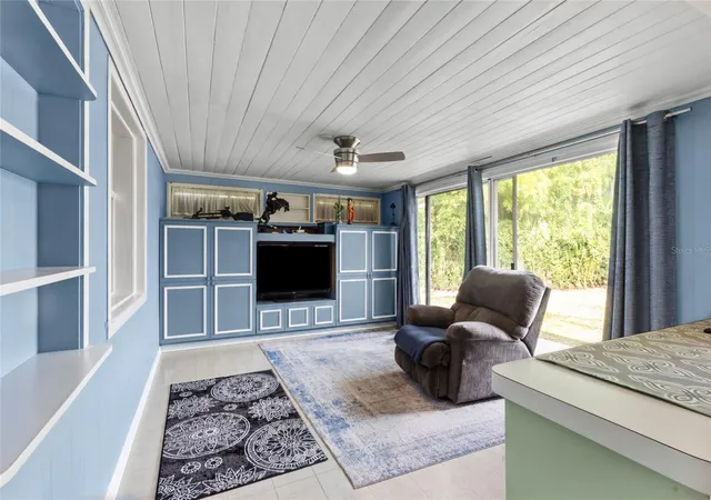 Photo 4 of Single family home for sale at 508 Valencia Rd, Venice, FL 34285 | MLS# A4708737 | Listing updated on 2026-10-22