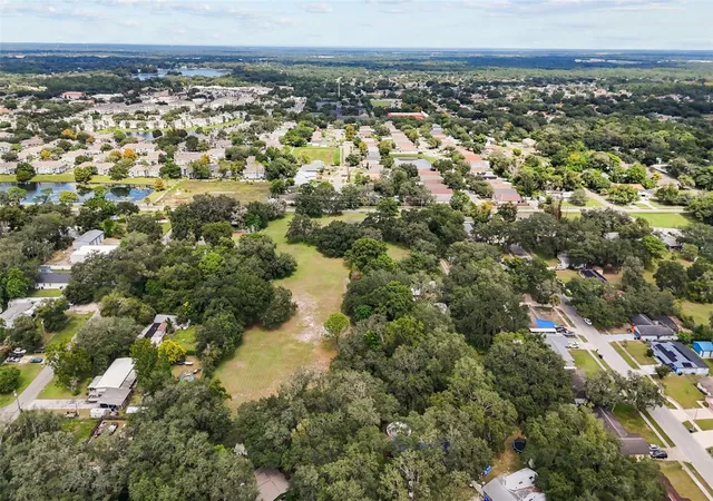 Photo 4 of Single family home for sale at 10232 Buck Rd, Orlando, FL 32817 | MLS# O6447819 | Listing updated on 2026-10-07
