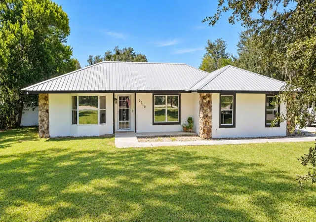 Single family home for sale at 2710 Willow Oak Rd, MULBERRY, FL 33860 | MLS# TB8555599