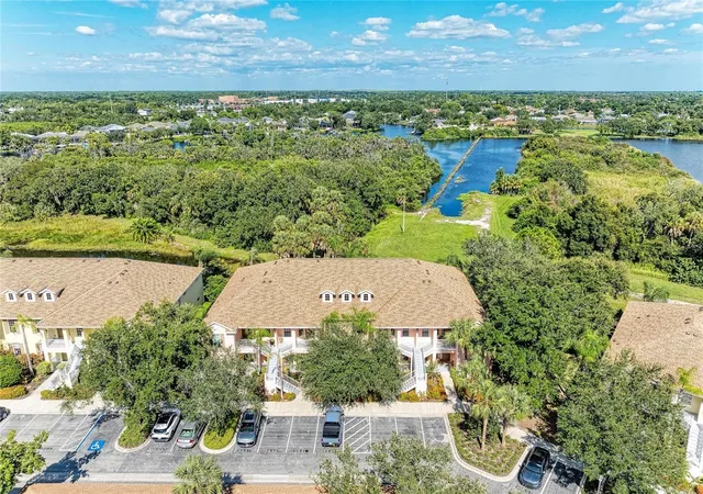 Photo 2 of Condo for sale at 5645 Key Largo Ct #5645, Bradenton, FL 34203 | MLS# A4708740 | Listing updated on 2026-10-08