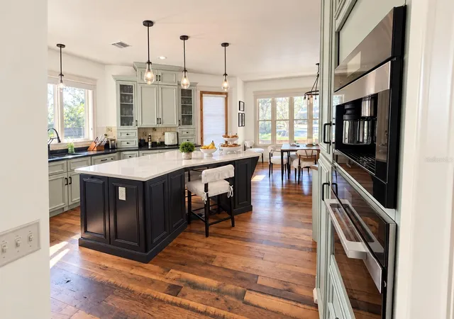 Photo 4 of Single family home for sale at 5903 River Forest Cir, Bradenton, FL 34203 | MLS# A4708743 | Listing updated on 2026-10-07