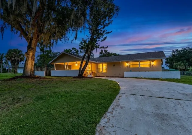 Photo 3 of Single family home for sale at 424 Vannell St, Port Charlotte, FL 33954 | MLS# C7531657 | Listing updated on 2026-10-09
