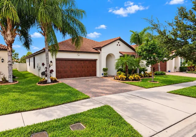 Photo 1 of Single family home for sale at 16835 Whisper Elm St, Wimauma, FL 33598 | MLS# TB8555610 | Listing updated on 2026-10-09