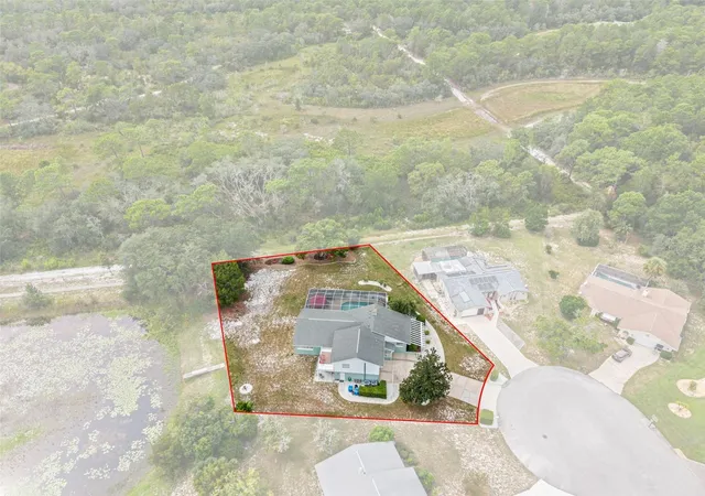 Photo 3 of Single family home for sale at 8328 Dunnellon Rd, Weeki Wachee, FL 34613 | MLS# TB8555611 | Listing updated on 2026-10-07