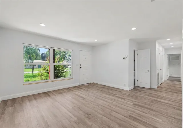 Photo 3 of Single family home for sale at 404 E Morgan St, Brandon, FL 33510 | MLS# TB8555614 | Listing updated on 2026-10-14