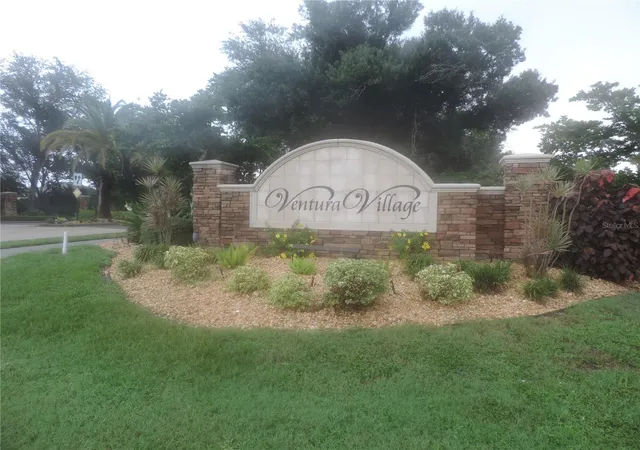Photo 4 of Single family home for sale at 5070 Layton Dr, Venice, FL 34293 | MLS# A4708747 | Listing updated on 2026-10-20