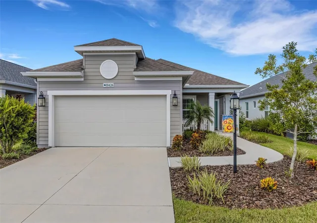 Photo 1 of Single family home for sale at 10426 Crooked Crk Ct, Parrish, FL 34219 | MLS# A4708749 | Listing updated on 2026-10-16