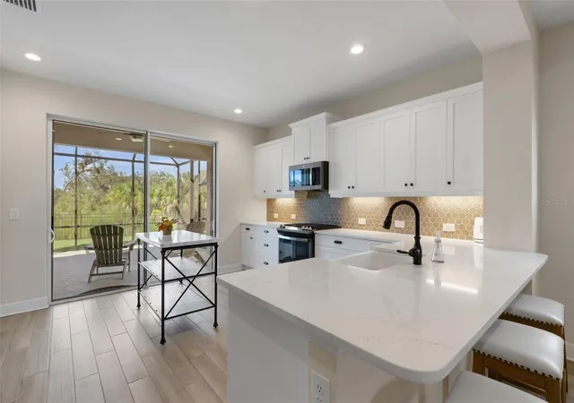 Photo 4 of Single family home for sale at 10426 Crooked Crk Ct, Parrish, FL 34219 | MLS# A4708749 | Listing updated on 2026-10-16