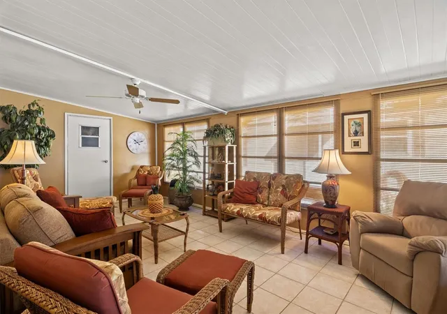 Photo 3 of Manufactured home for sale at 6619 Westchester Dr NE, Winter Haven, FL 33881 | MLS# S5158998 | Listing updated on 2026-10-09
